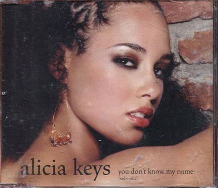 Alicia Keys - You Don't Know My Name (Official Video) - stupid song from diary of a mad black woman