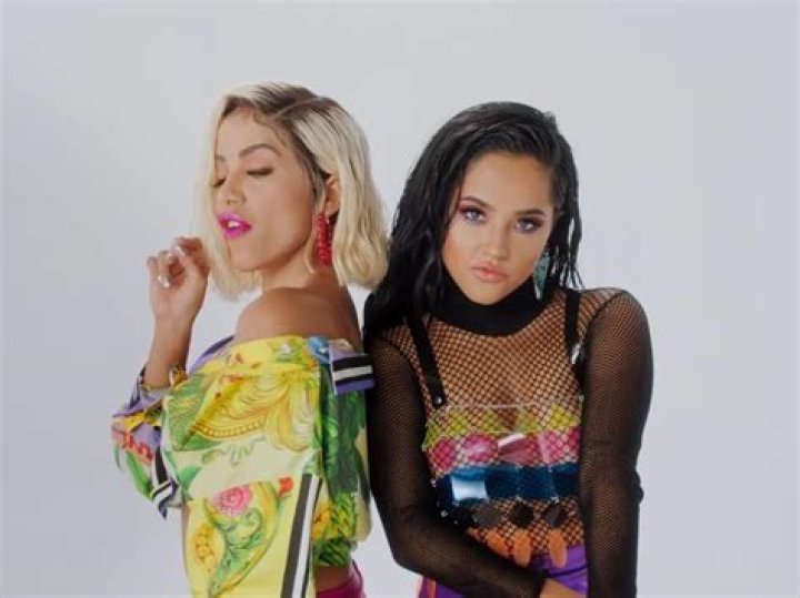 Anitta feat. Becky G - Banana [Official Music Video] - songs to twerk to in spanish