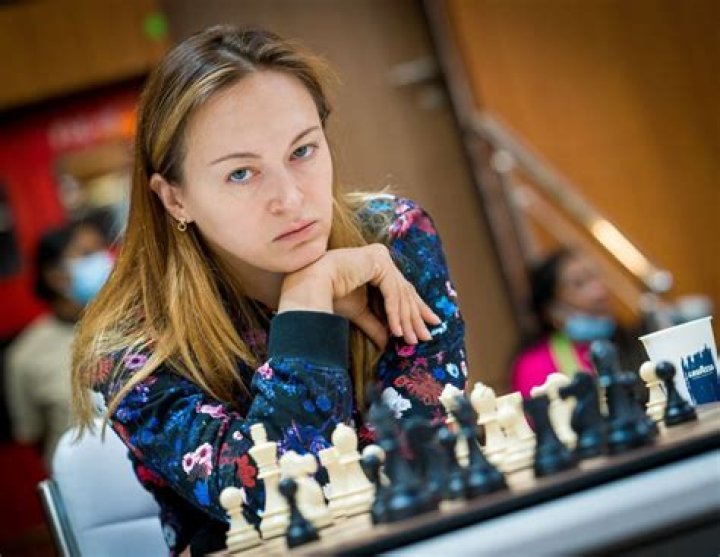 Anna Ushenina Anna Ushenina