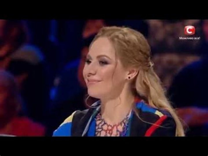 Awesome Ukrainian yodeler - SOFIA SHKIDCHENKO (with English subtitles) - Austrian music/yodel