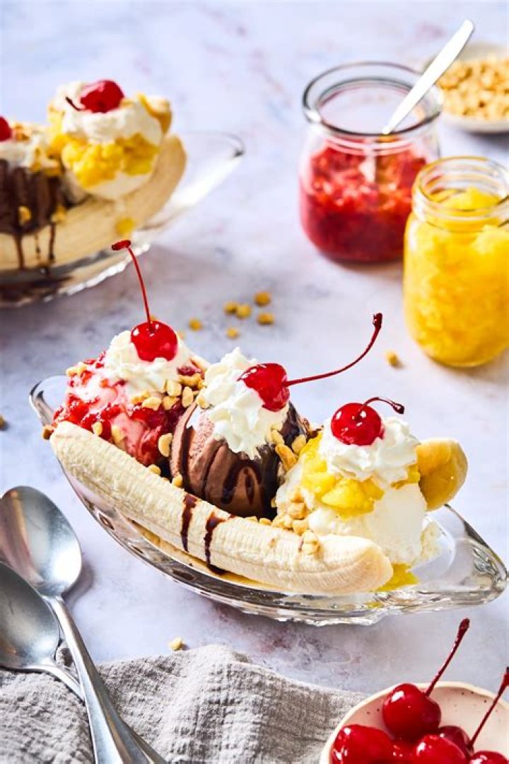 Banana Split on 'The Masked Singer'