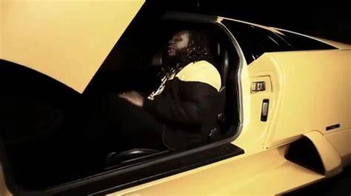 Black And Yellow - T-Pain, Wiz Khalifa, Snoop Dogg, Juicy J - spotify top 50 songs today