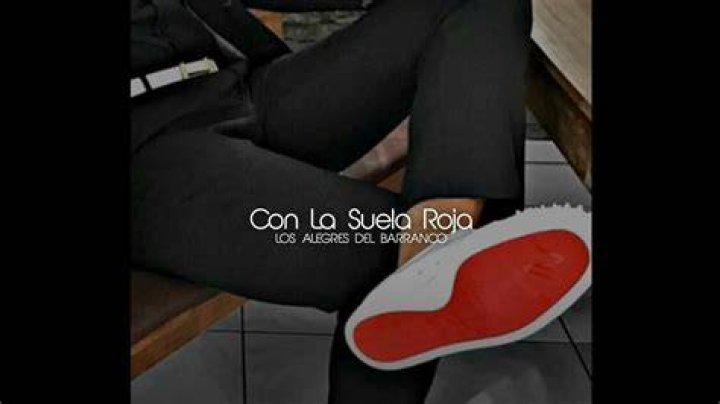 Con La Suela Roja