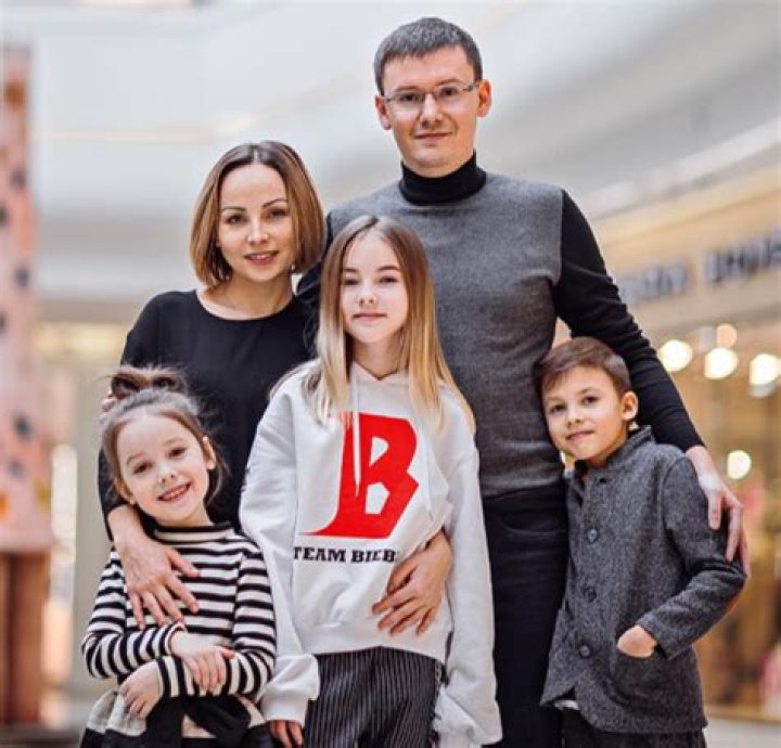 Daneliya Tuleshova Parents