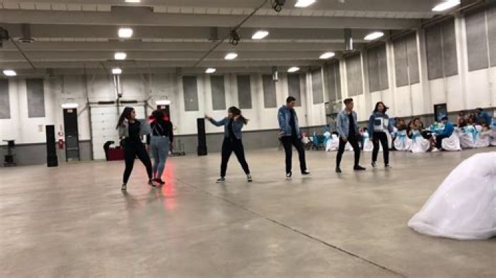 Dark illusions quince performance - Quince songs n dance