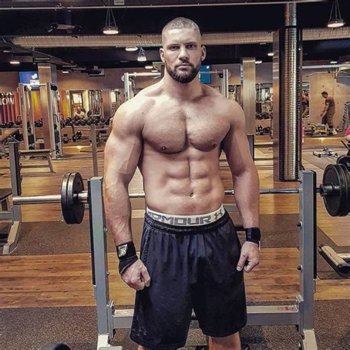 How tall is Florian Munteanu How tall is Florian Munteanu
