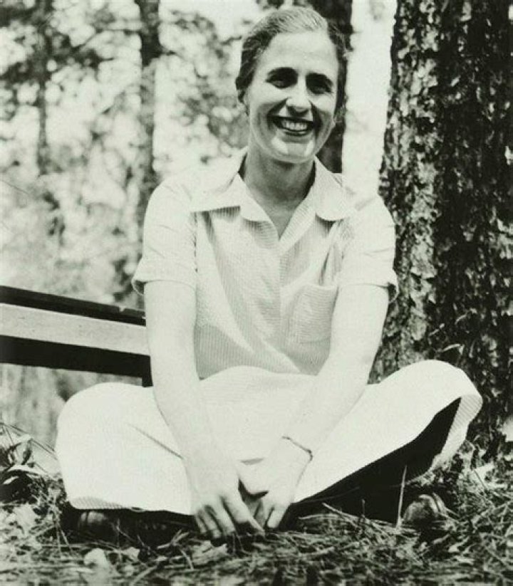 Isabel McLaughlin Isabel McLaughlin