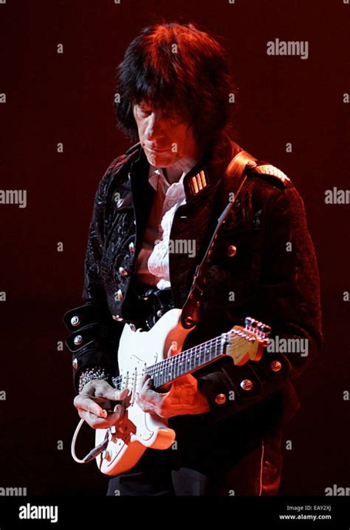 Jeff Beck performing live