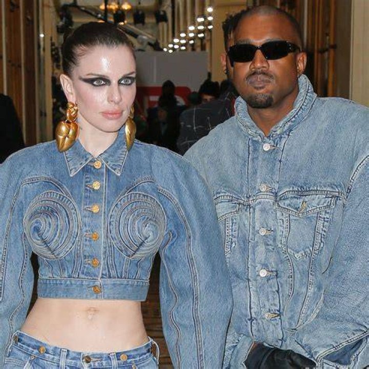 Julia Fox, Kanye West. Julia Fox, Kanye West.