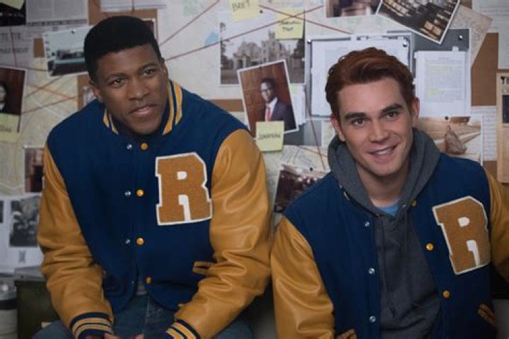 KJ Apa Riverdale
