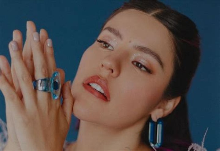 Lesslie Polinesia Lesslie Polinesia