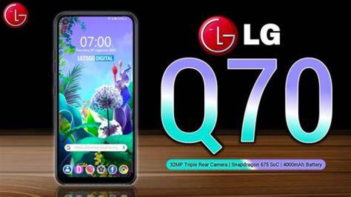 LG Q70 camera
