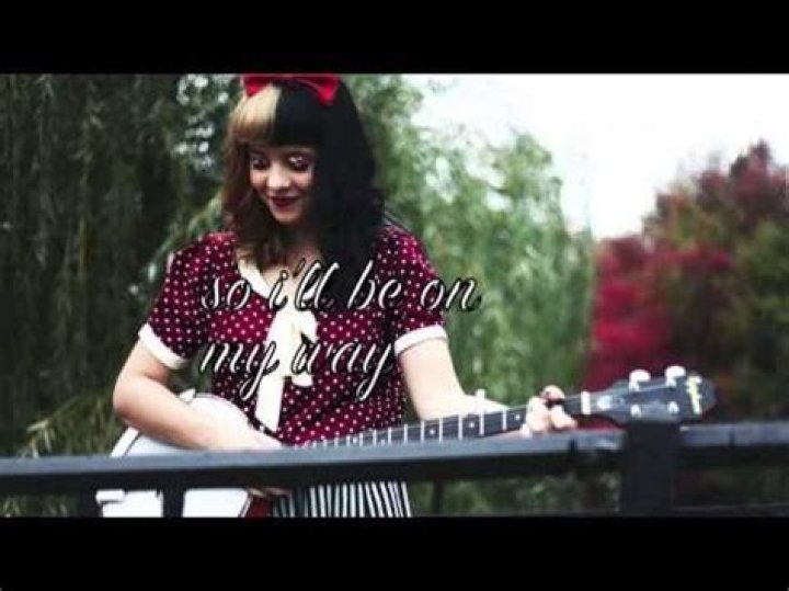 Melanie Martinez - Too Close (The Voice) - the voice melanie martinez crazy