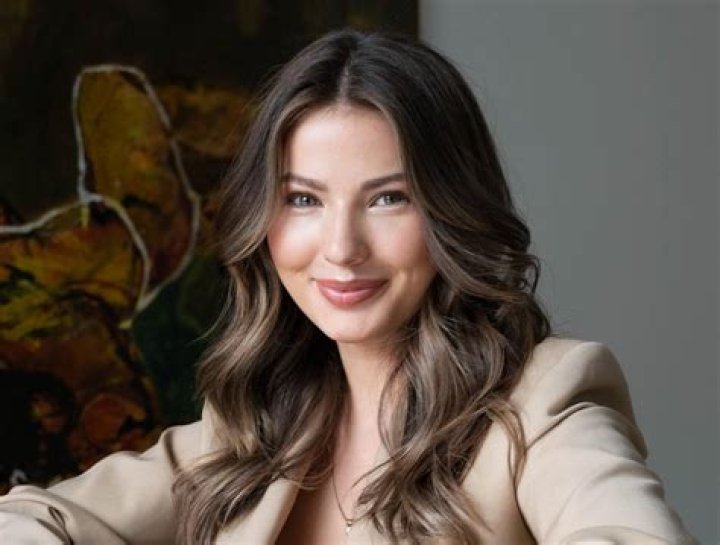 Mimi Bouchard