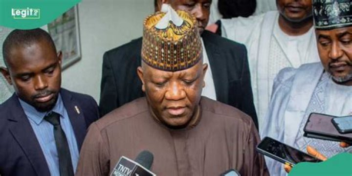 Senator Yari has started his food distribution project as Ramadan commences.