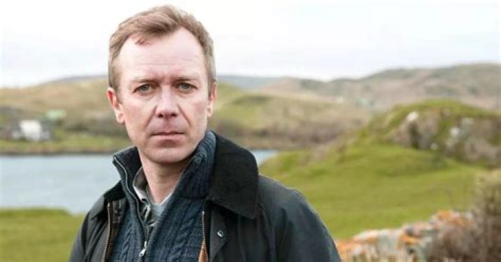 Steven Robertson Steven Robertson
