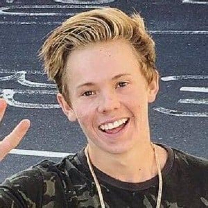 Tanner Fox age