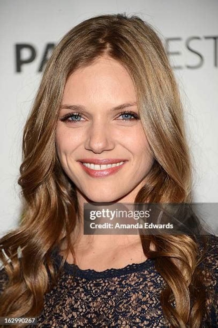 Tracy Spiridakos age