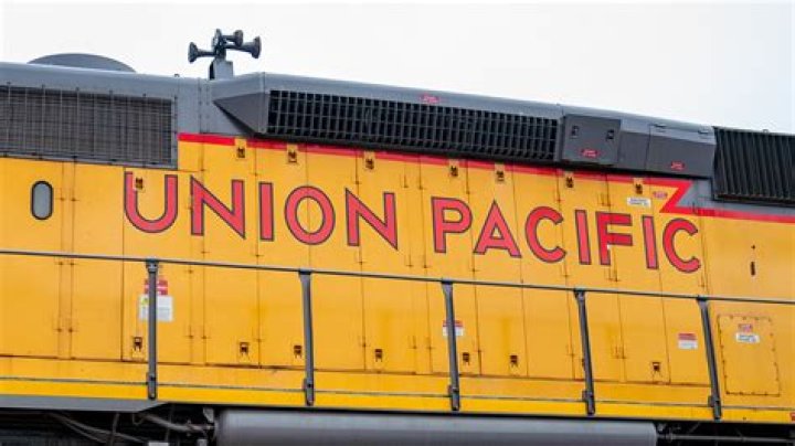 union pacific job cuts news union pacific job cuts news