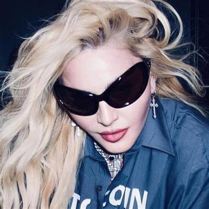 Veras (You'll See Spanish Verison) - Madonna - songs to twerk to in spanish